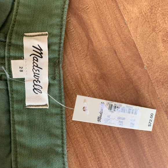 Madewell High Rise Button Fly Cutoff Cargo Shorts...Size 28 - Picture 11 of 11
